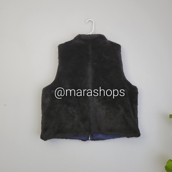 J.Crew Plush fleece excursion vest - Picture 4 of 6